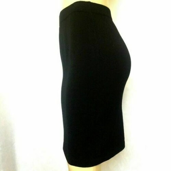 Vintage St John Santana Knit Skirt Pencil Straight Black Wool Elastic Wa… - Picture 4 of 5